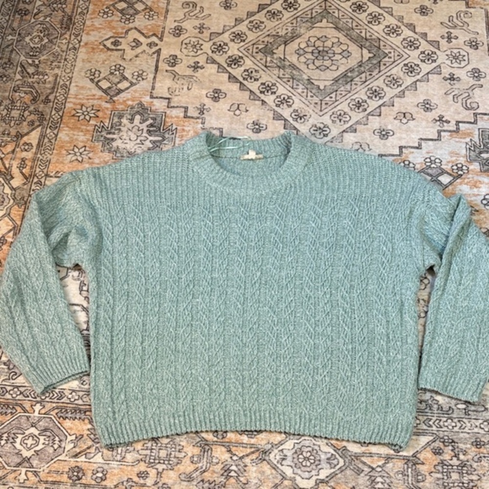 EE:SOME L cable knit sweater in beautiful pastel blue color